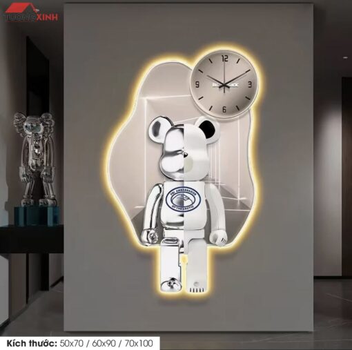 Tranh tráng gương đèn LED đồng hồ, Gấu Bearbrick LD152