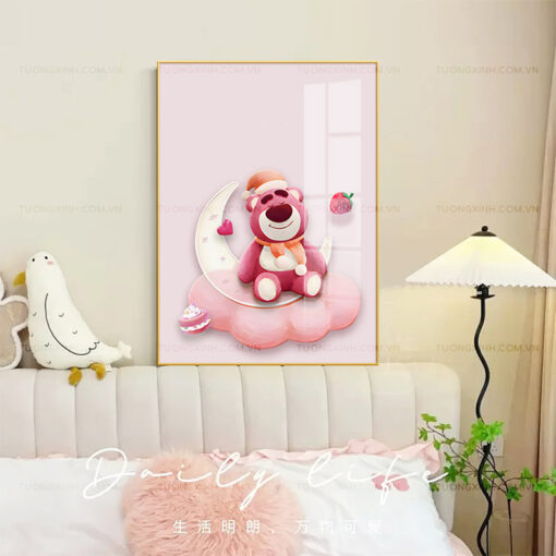 Tranh gấu dâu trang trí phòng trẻ em TG2412