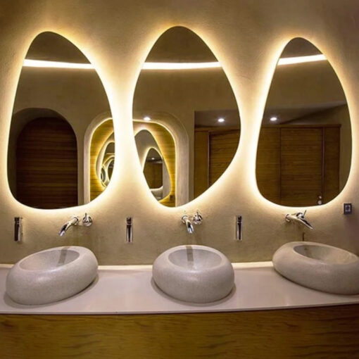 Gương phòng tắm đèn led tam giác GC37