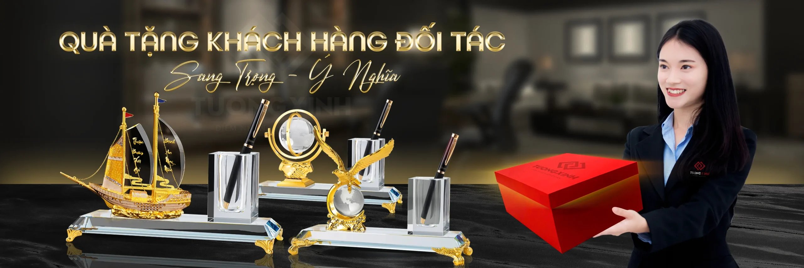 Hộp đựng bút đại bàng pha lê quà tặng khách hàng đối tác, quà tặng doanh nghiệp QT08