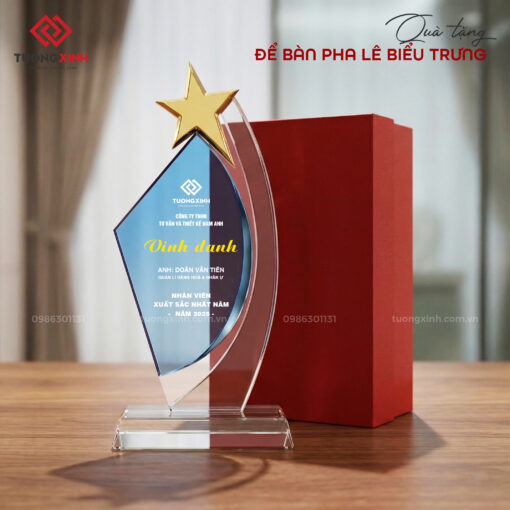 Biểu trưng pha lê, kỷ niệm chương pha lê, quà tặng doanh nghiệp (14)