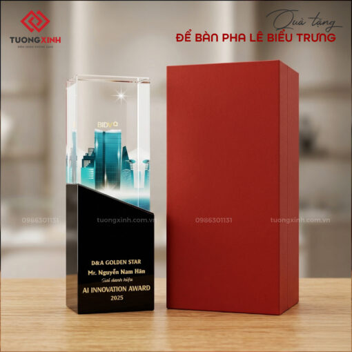 Biểu trưng pha lê, kỷ niệm chương pha lê, quà tặng doanh nghiệp (16)