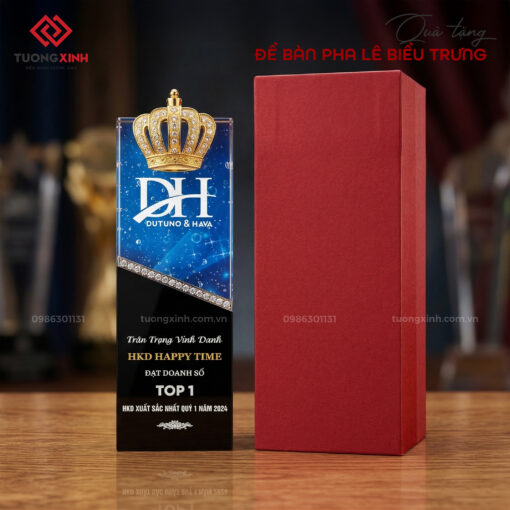 Biểu trưng pha lê, kỷ niệm chương pha lê, quà tặng doanh nghiệp (17)
