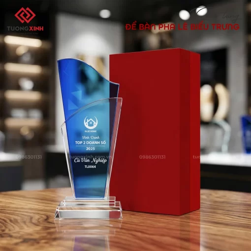 Biểu trưng pha lê, kỷ niệm chương pha lê, quà tặng doanh nghiệp in logo BTQ51